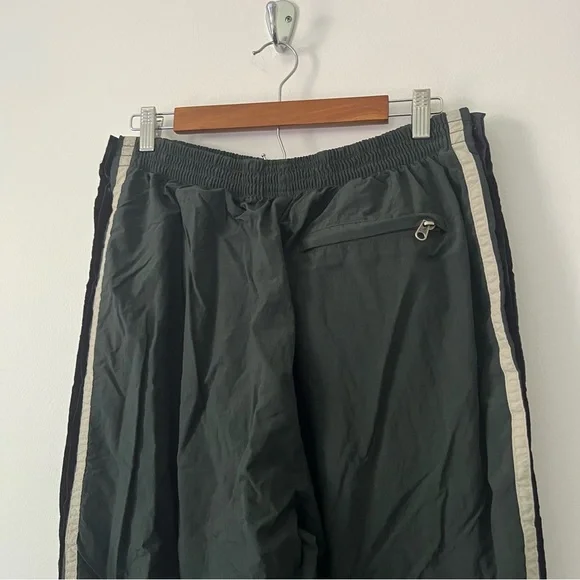 Vintage Abercrombie Snap Button Tearaway Nylon Pants Indian Y2K Baggy Green L - Picture 7 of 11